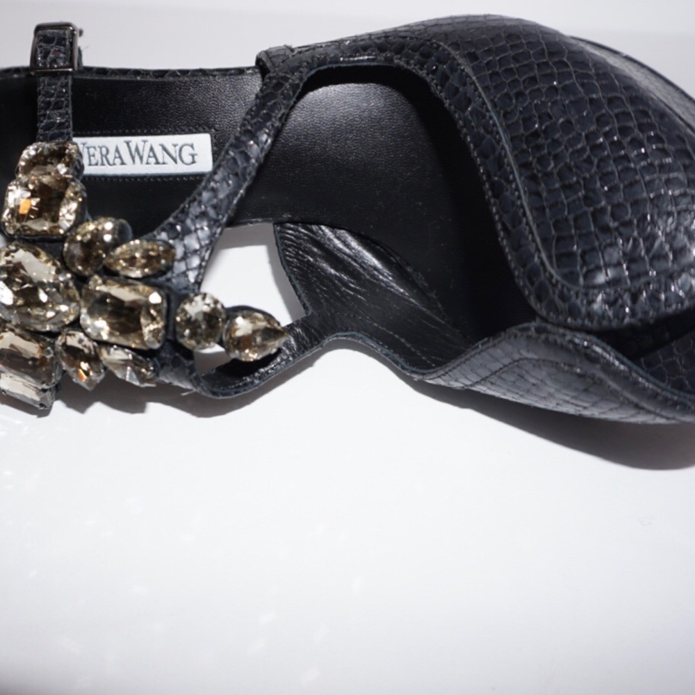 🎉HP🎉 Vera Wang | Crystal Statement T-Strap Heels